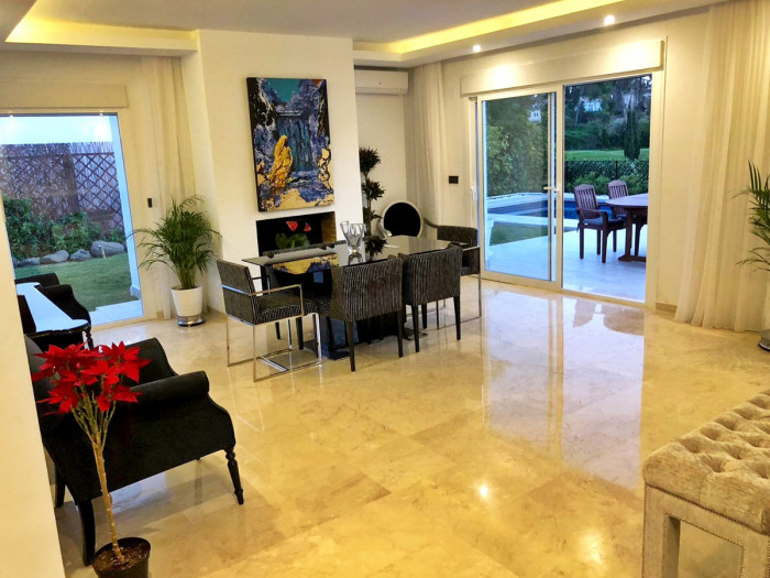 Qlistings House - Villa in Guadalmina Alta, Costa del Sol image 4